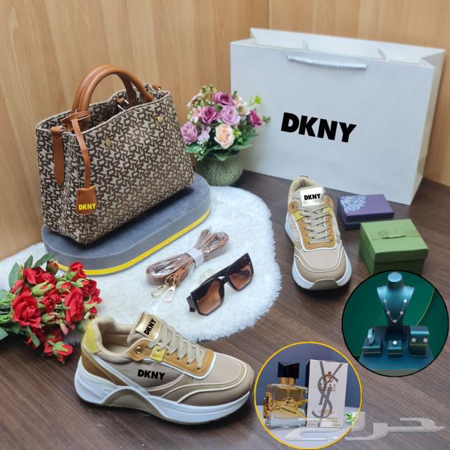 Women's branded sets, excellent material63169213937539111