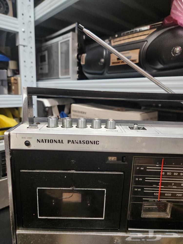 National recorder with distinctive radio63170138372993111