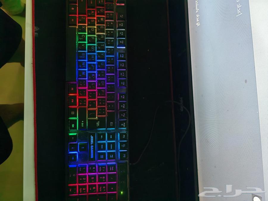 Mouse and keyboard are connected.63505973294337111