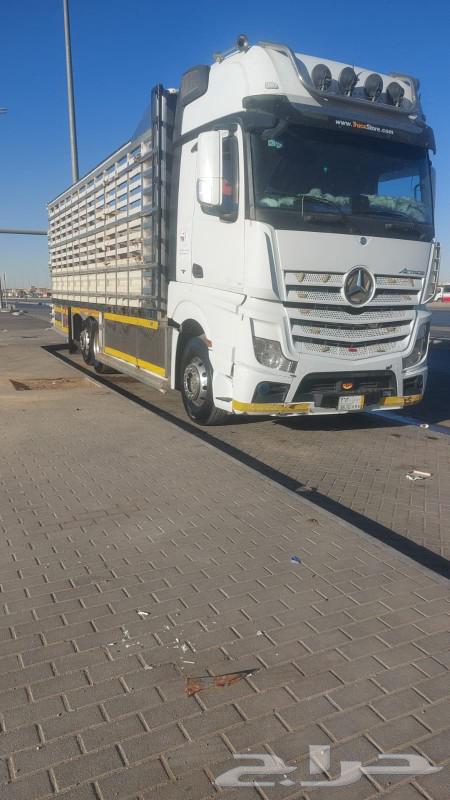 Lori Macks Actros 9 meters inside Saudi Arabia and outside Syria, Jordan63167771687938111