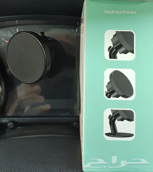 A very strong magnetic holder for heavy mobile phones and tablets63168753077506112