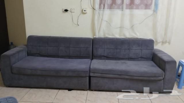 A used light four-piece seating set, price 100 riyals63167775560322112