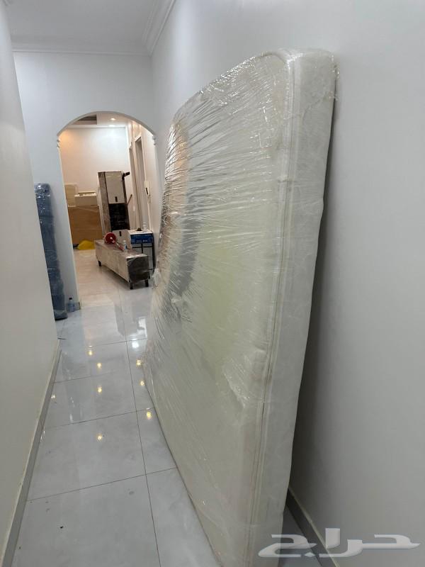 Furniture transfer with disassembly, packaging and assembly63020467914626113