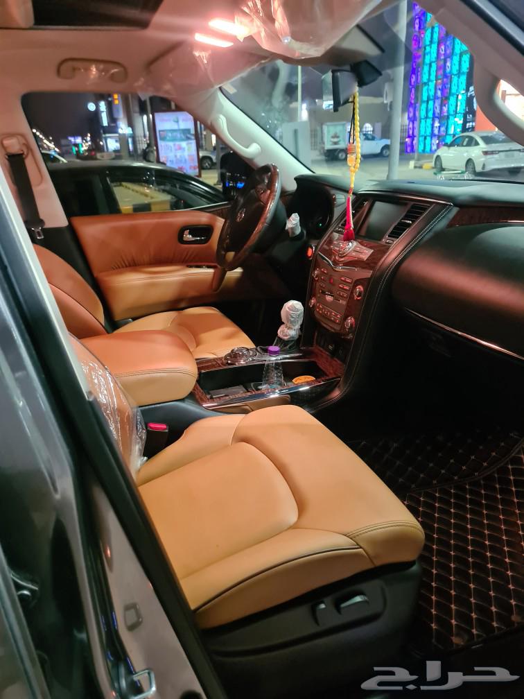 Nissan Patrol Platinum with only 4,700 kilometers in storage632436995013141112