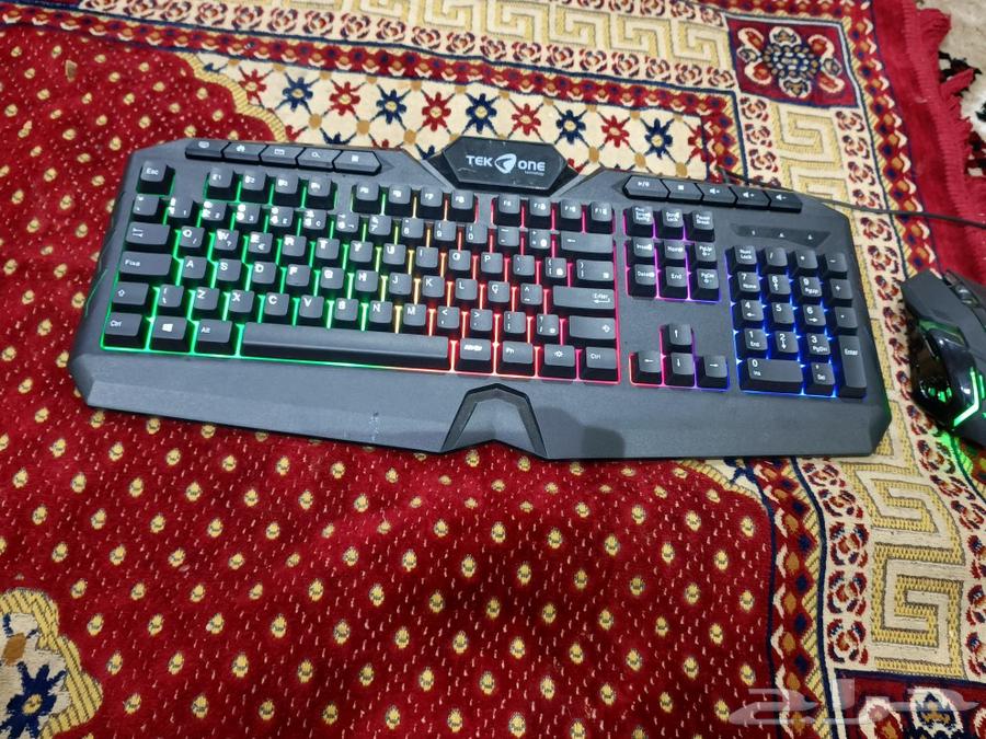 Keyboard and mouse63165436814978112