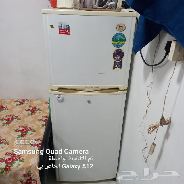 ثلاجة مقاس 10 ال جي شبه الجديد للبيع63093342237826111