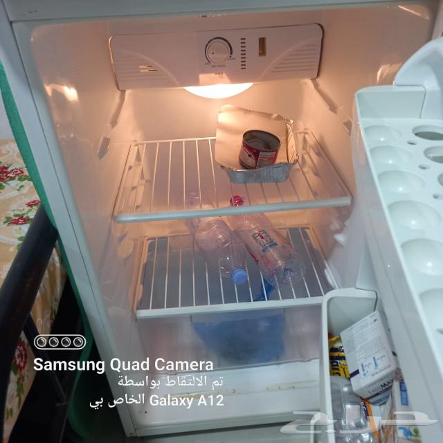 ثلاجة مقاس 10 ال جي شبه الجديد للبيع63093342237826112