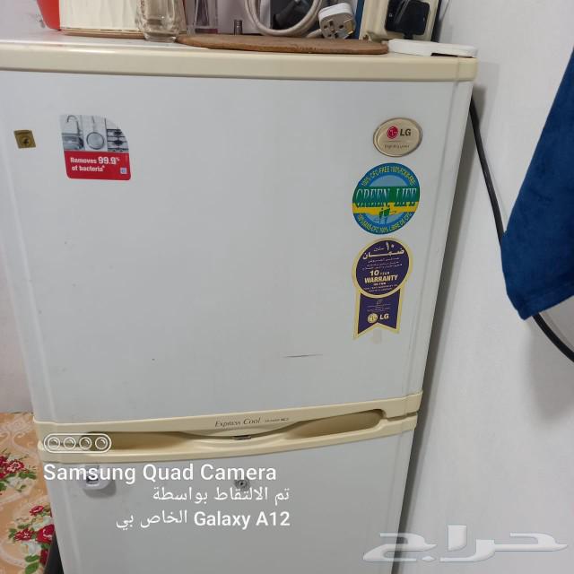 ثلاجة مقاس 10 ال جي شبه الجديد للبيع63093342237826114