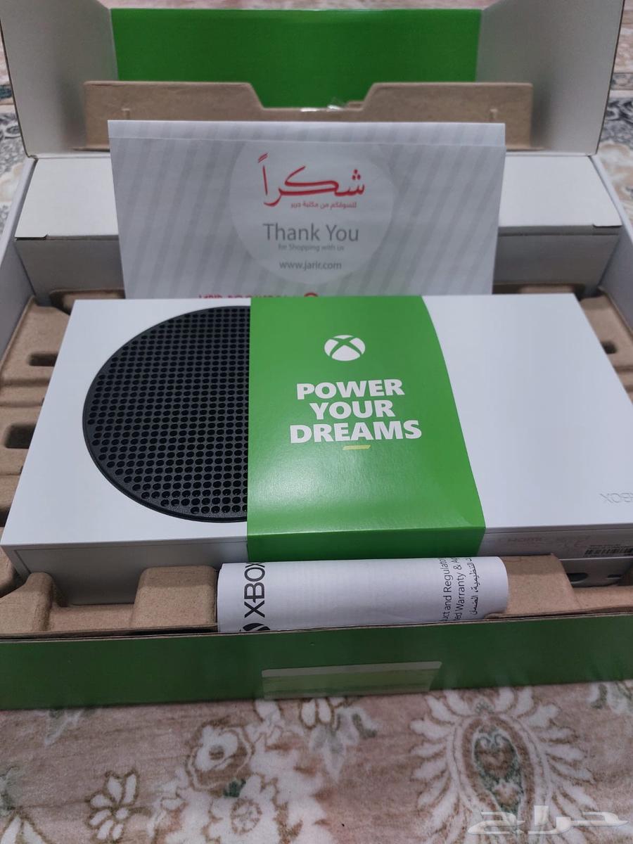 Xbox like new for sale because it's not used and still under warranty63090337256963111