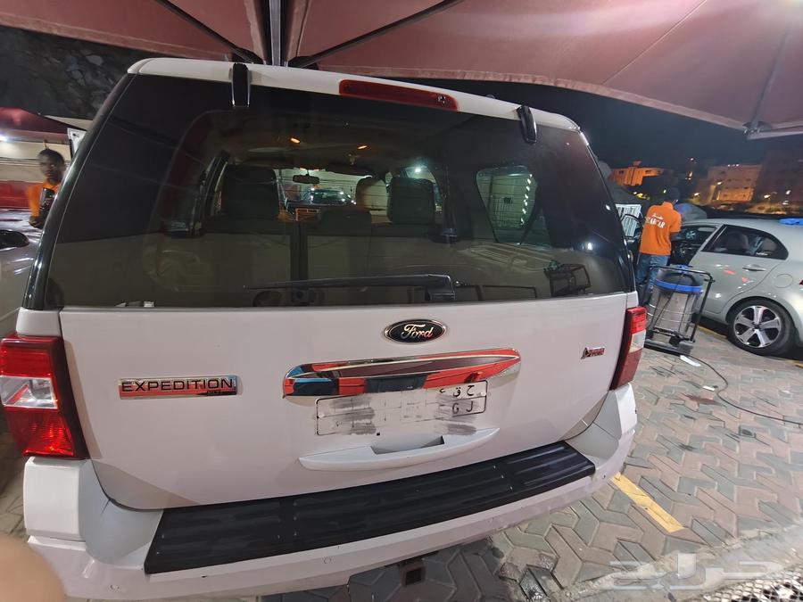 Ford Expedition 201463138765437570111