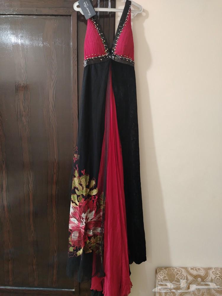 الملابس63089168178947118