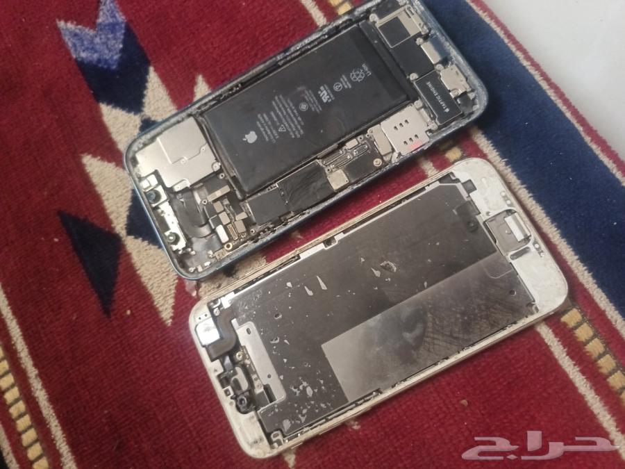 iPhone 12 disassembly with iPhone 663090751955714111