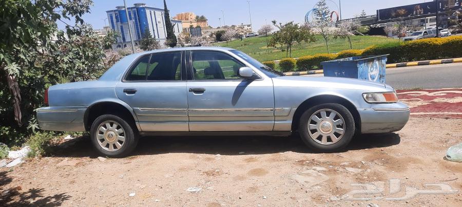 Used Grand Marquis 2000 model, gasoline, mileage 300,000.63134524413057111