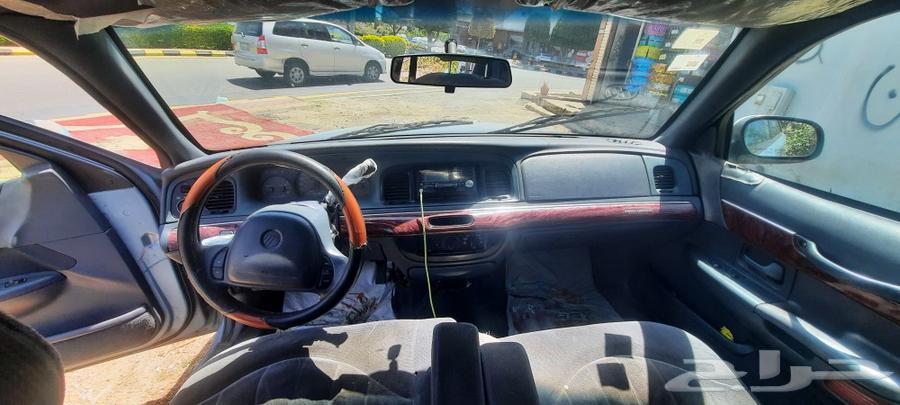 Used Grand Marquis 2000 model, gasoline, mileage 300,000.63134524413057114