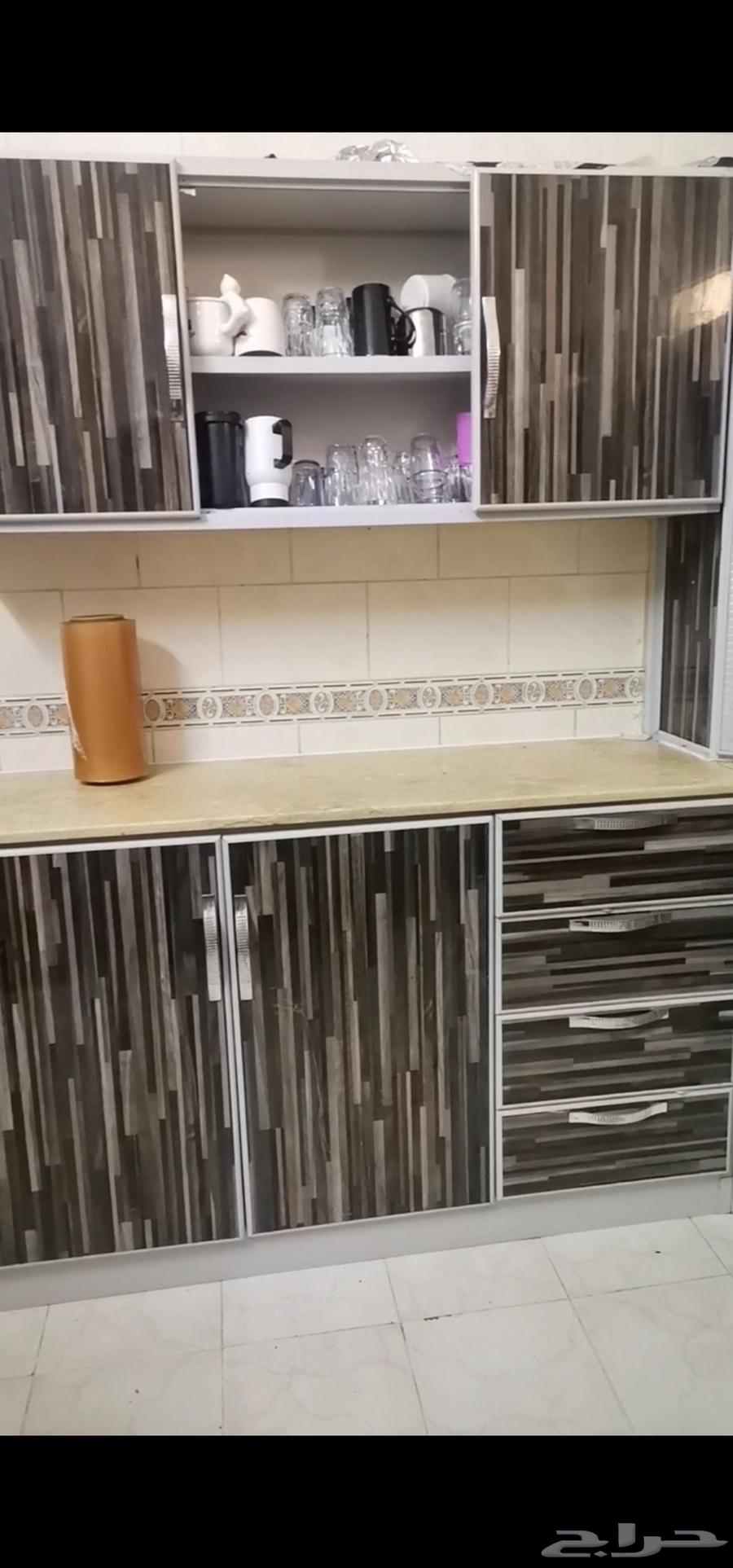 Kitchen for sale 1200 negotiable63086381552257113