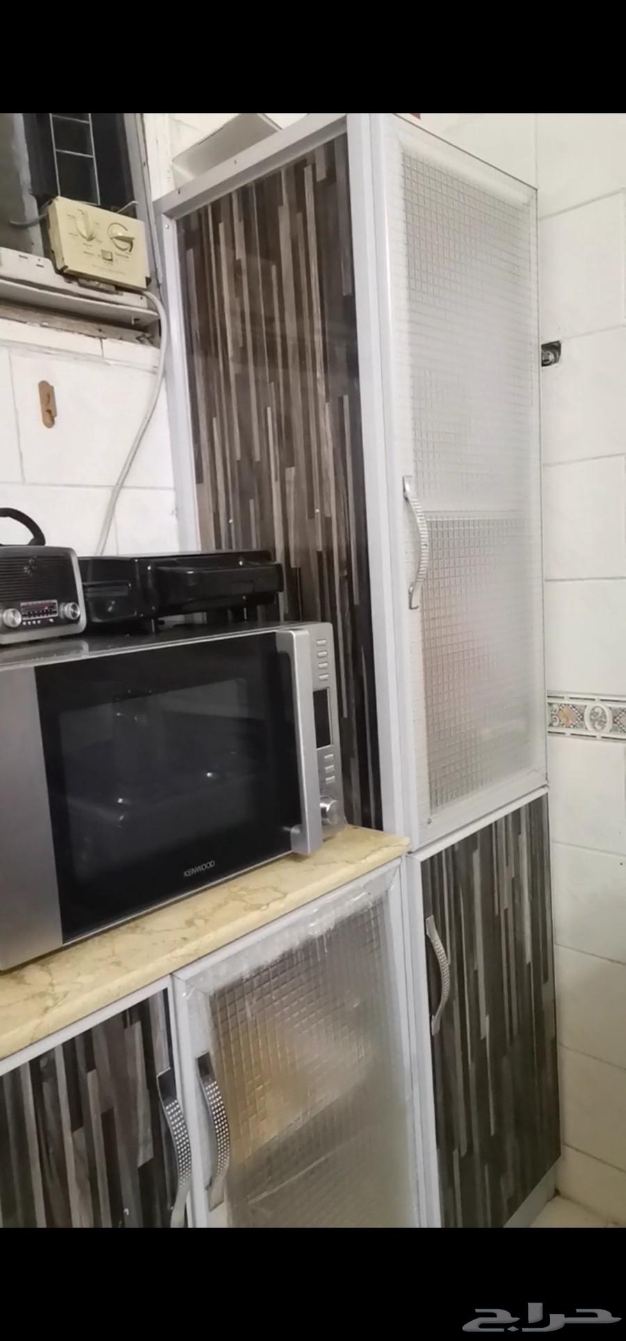 Kitchen for sale 1200 negotiable630863815522571128