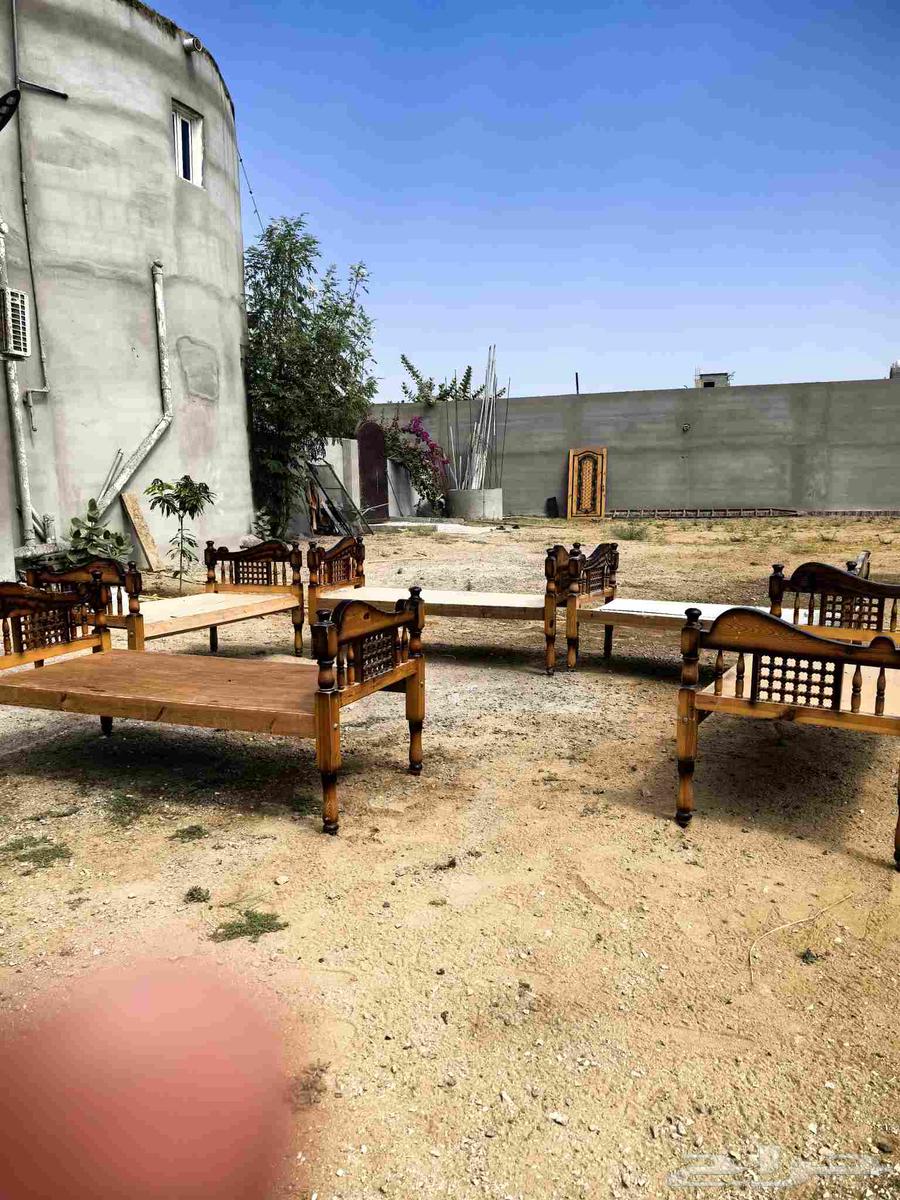 Wooden chairs and sofas for sale63087568838658119