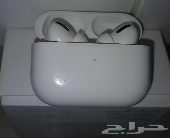 Apple original headphones for sale, the required price is 500.63086381305731115