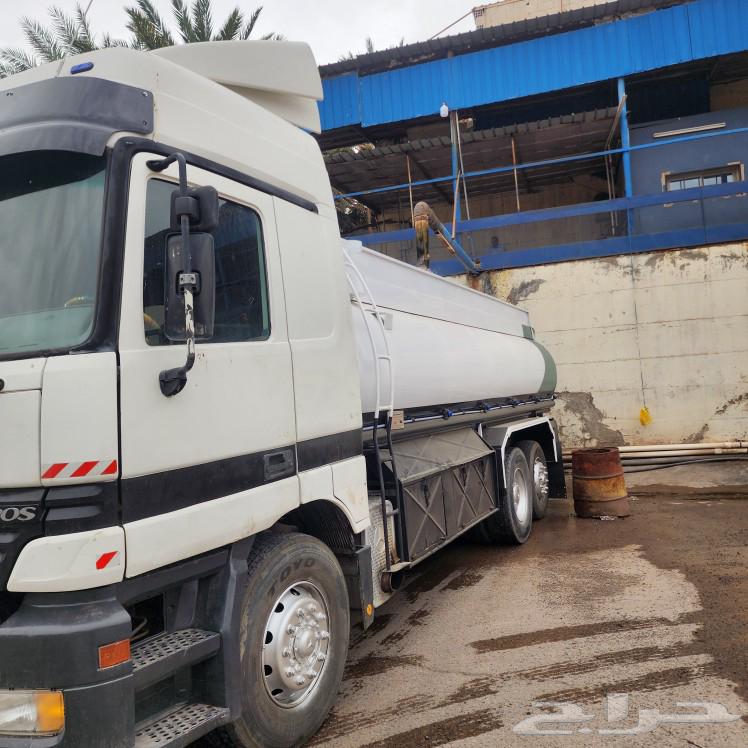 وايت مياه غير صالحه شرب.63443911987714112