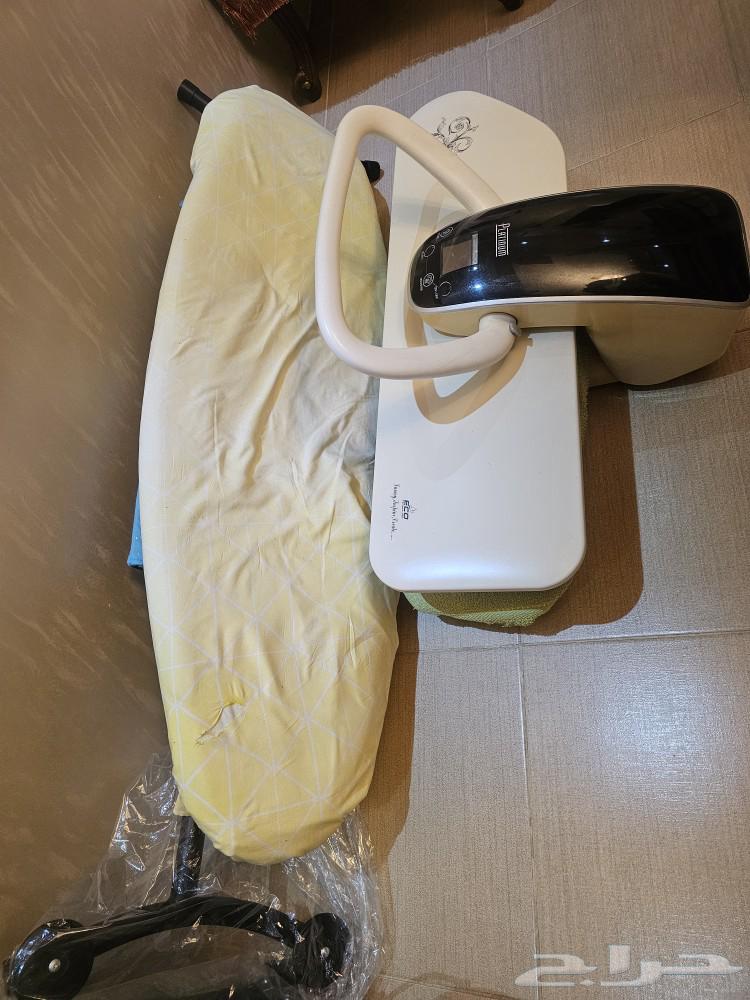 Ironing with table for 250 riyals63087956784001110