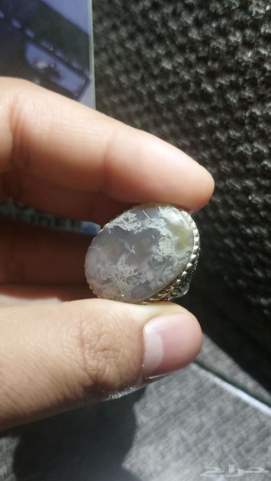 Two Onyx Rings from Yemen as a Gift63086398138114111