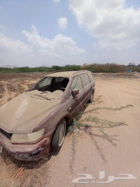 مستبيشي 2004 تحتاج مكينه وزجاج أمامي وخلفي البيع بدون الوحه63085988812929114