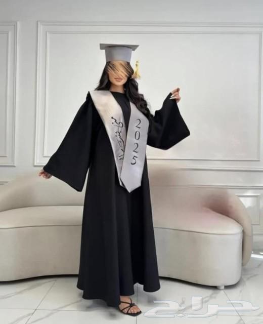 عبايات تخرج 2025 خصم خااص للكميات63473830840961111