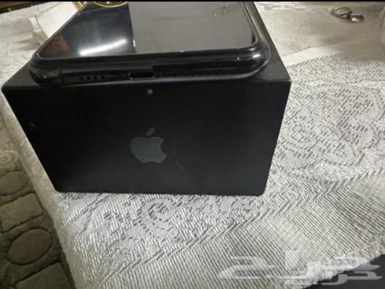 iPhone63085135734402112