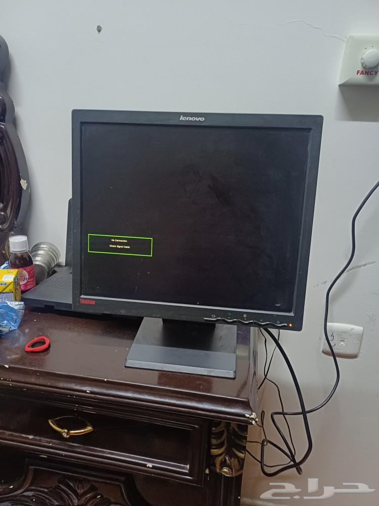 شاشه كمبيوتر 15 بوصه وثلاثه شبكات واي فاي شركة STCمع الشاحن63083873892610112