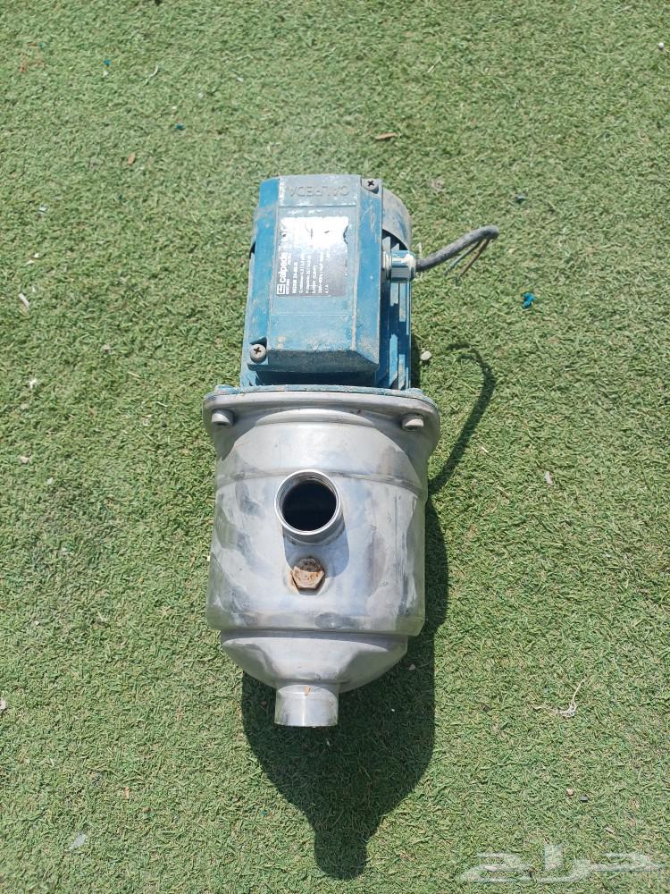Used half horsepower Italian water pump, working last price 100 riyals63086403450498112