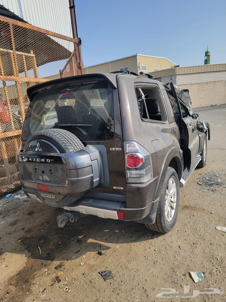 Mitsubishi Pajero 2018 spare parts dismantling63131747469827114