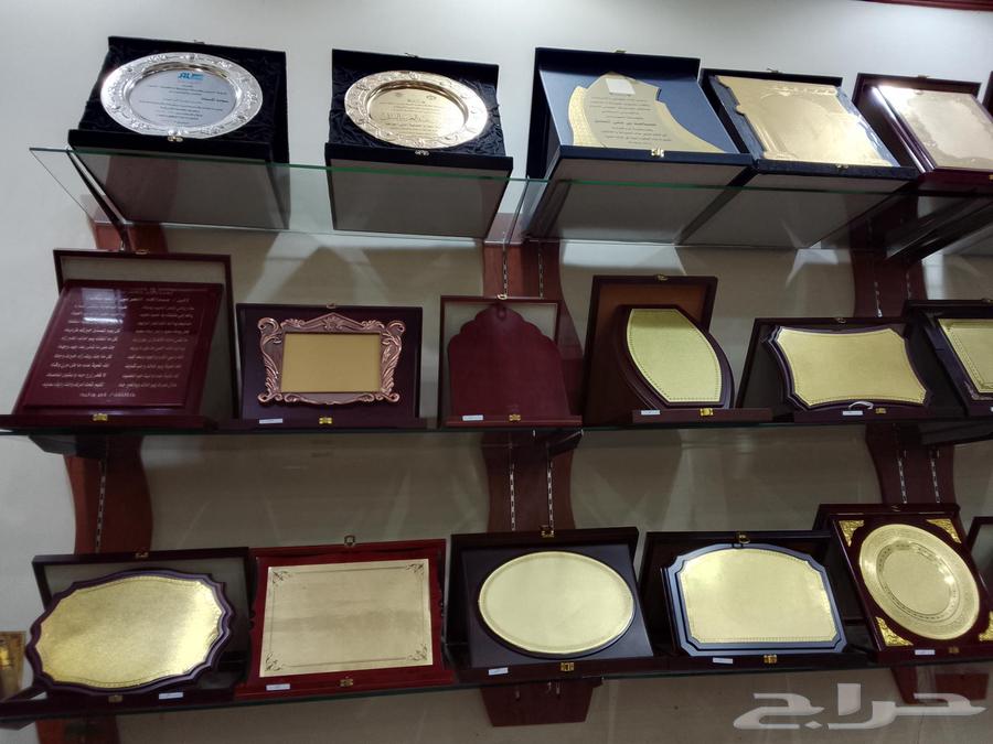 Wooden shields with special prices63472091921793111