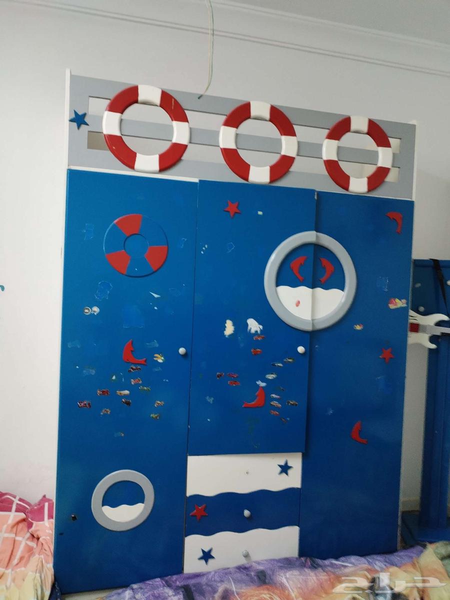 Hello, children's room for sale, clean, 2 beds and a large wardrobe. The reason is moving.63081466425730112