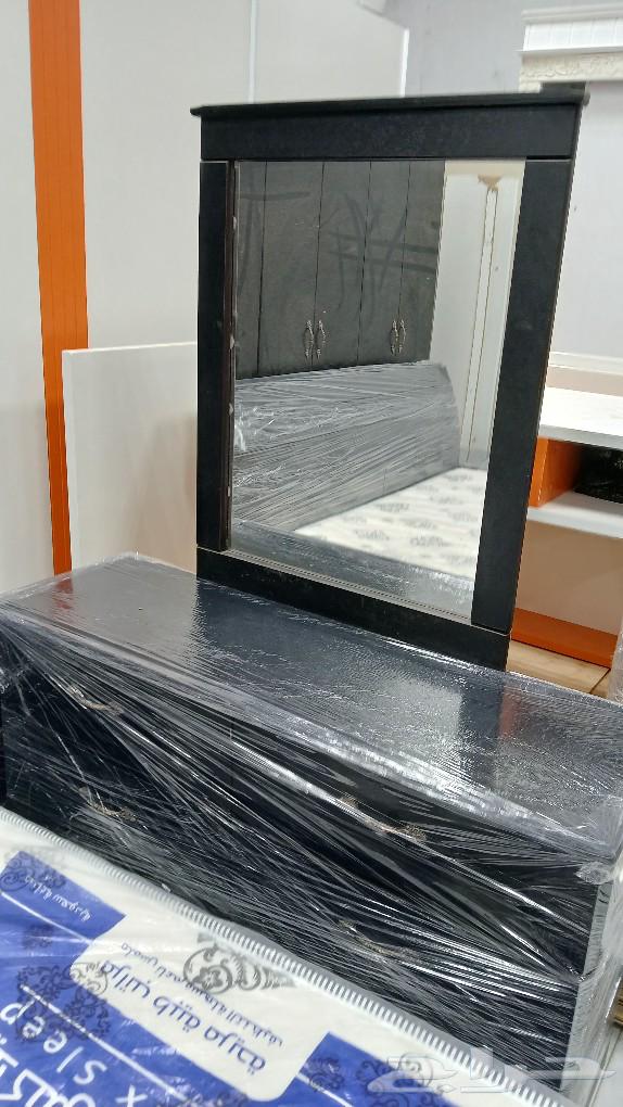 My bedroom is very, very clean. For contact, WhatsApp or call.63081435512195111