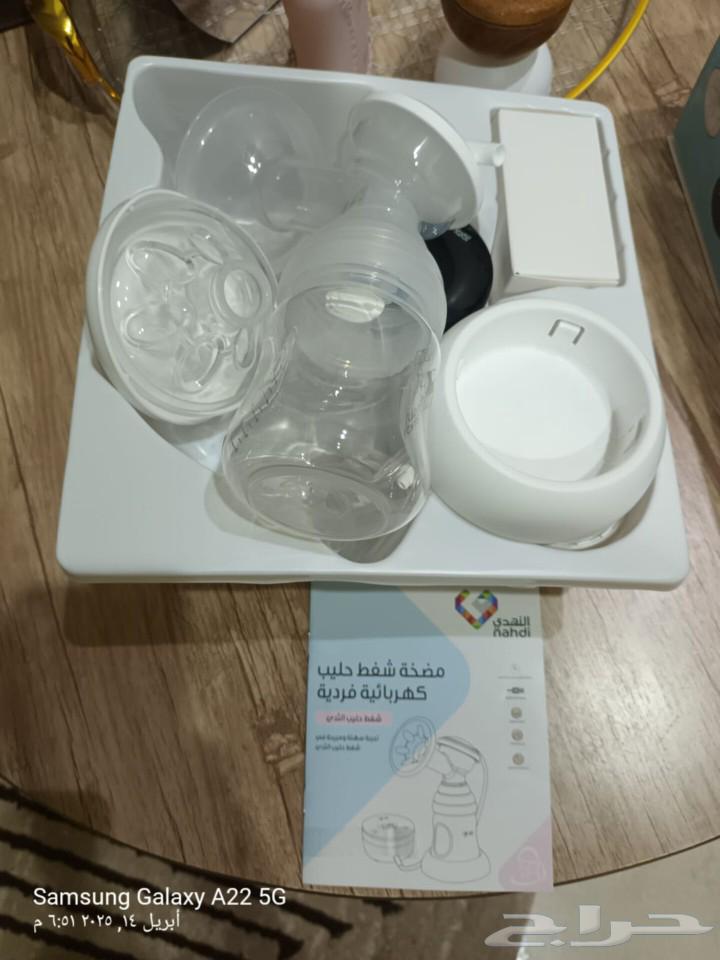 Breast milk suction pump device63082299377025111