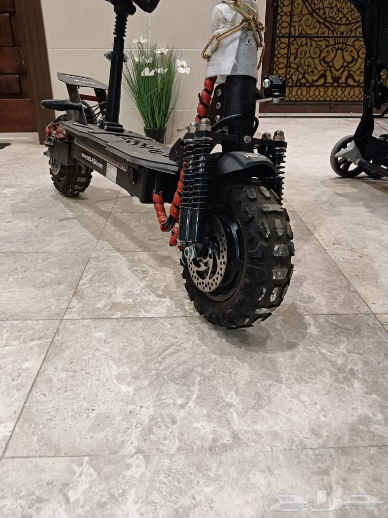 اسكوتر هليكو الوحش دبل ماطور63081895473154112