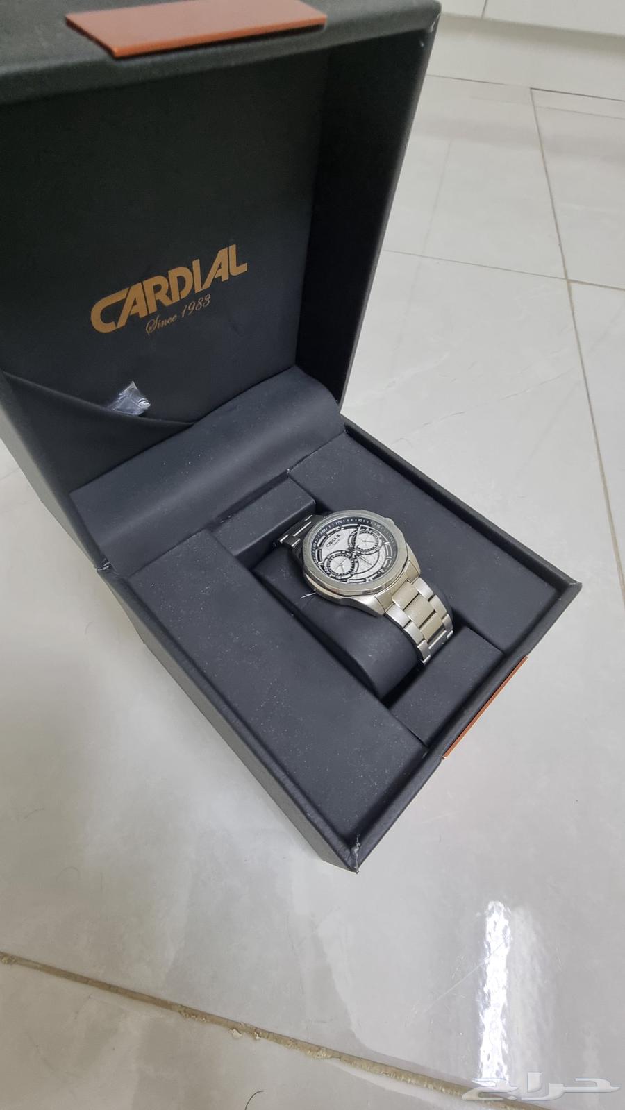 للبيع ساعة كارديال63081074885506117