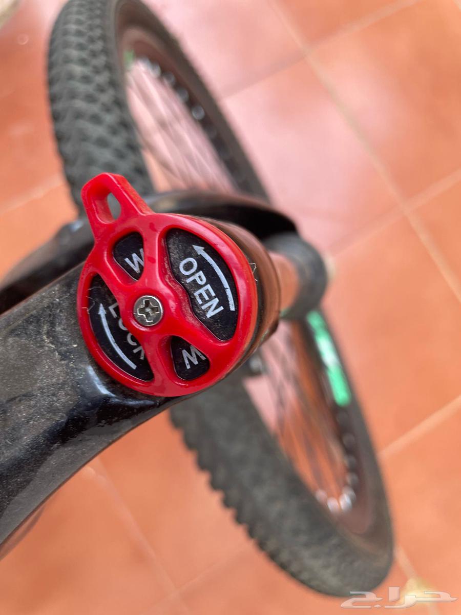 Mountain type sports bicycle63083063825537113