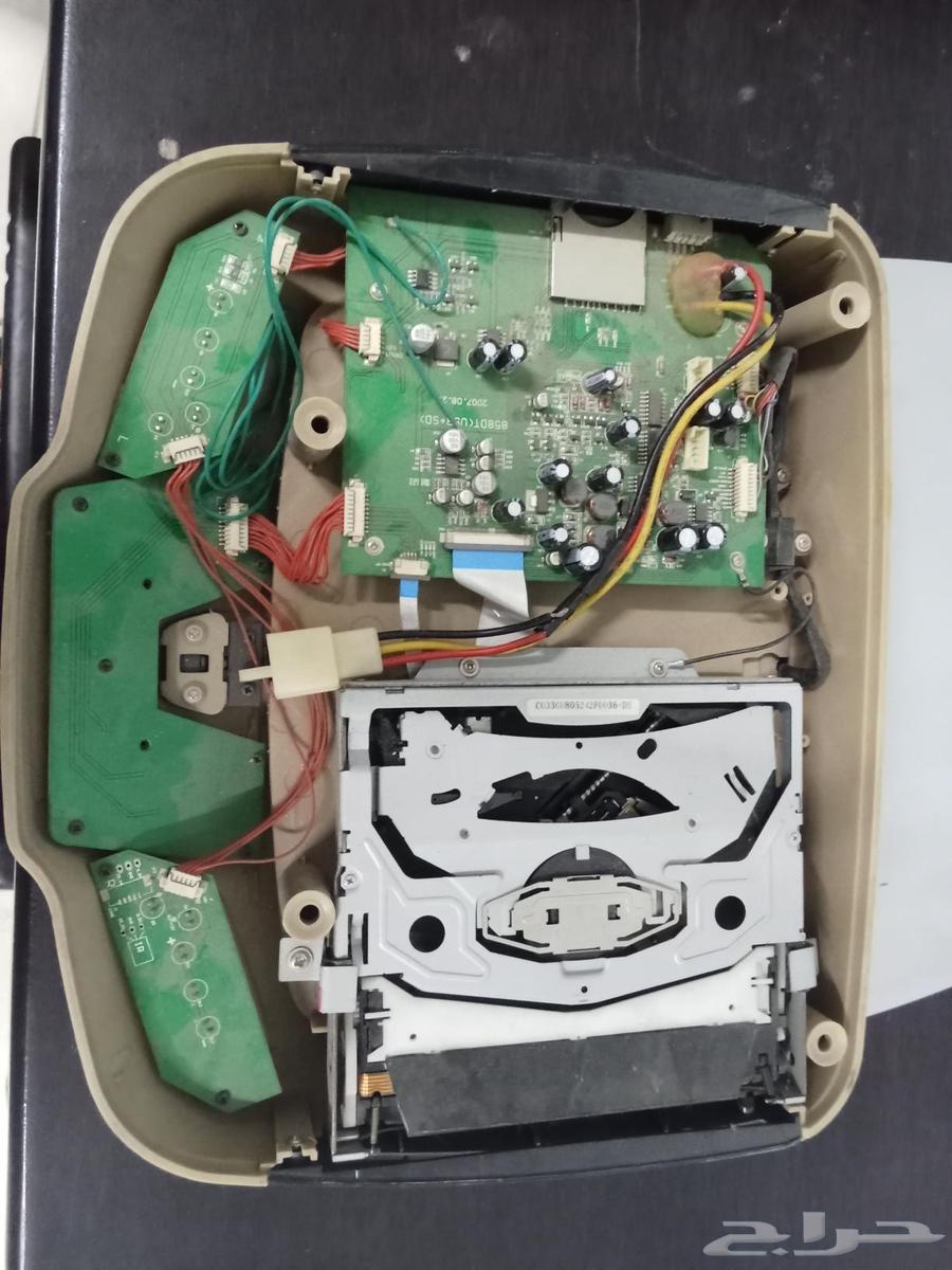 DVD player works on all cars price negotiable63080198555521113