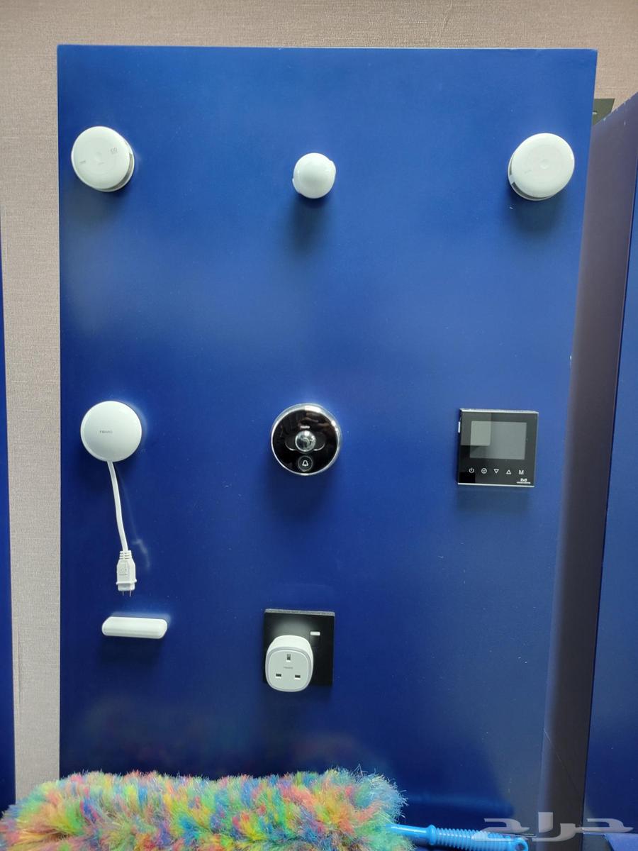 Full smart home including surveillance cameras, sound system and more63080193414017111