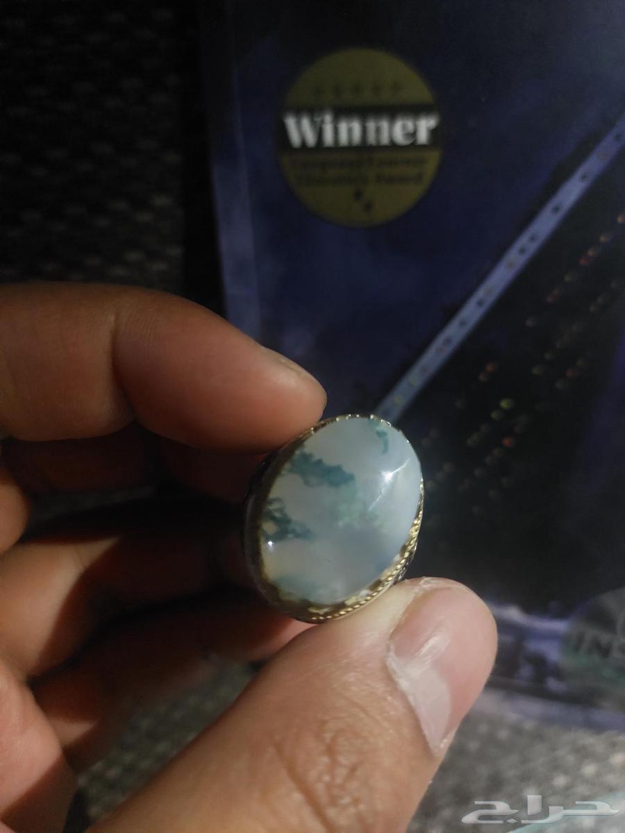 Luxurious ring from the other end63081074481539111