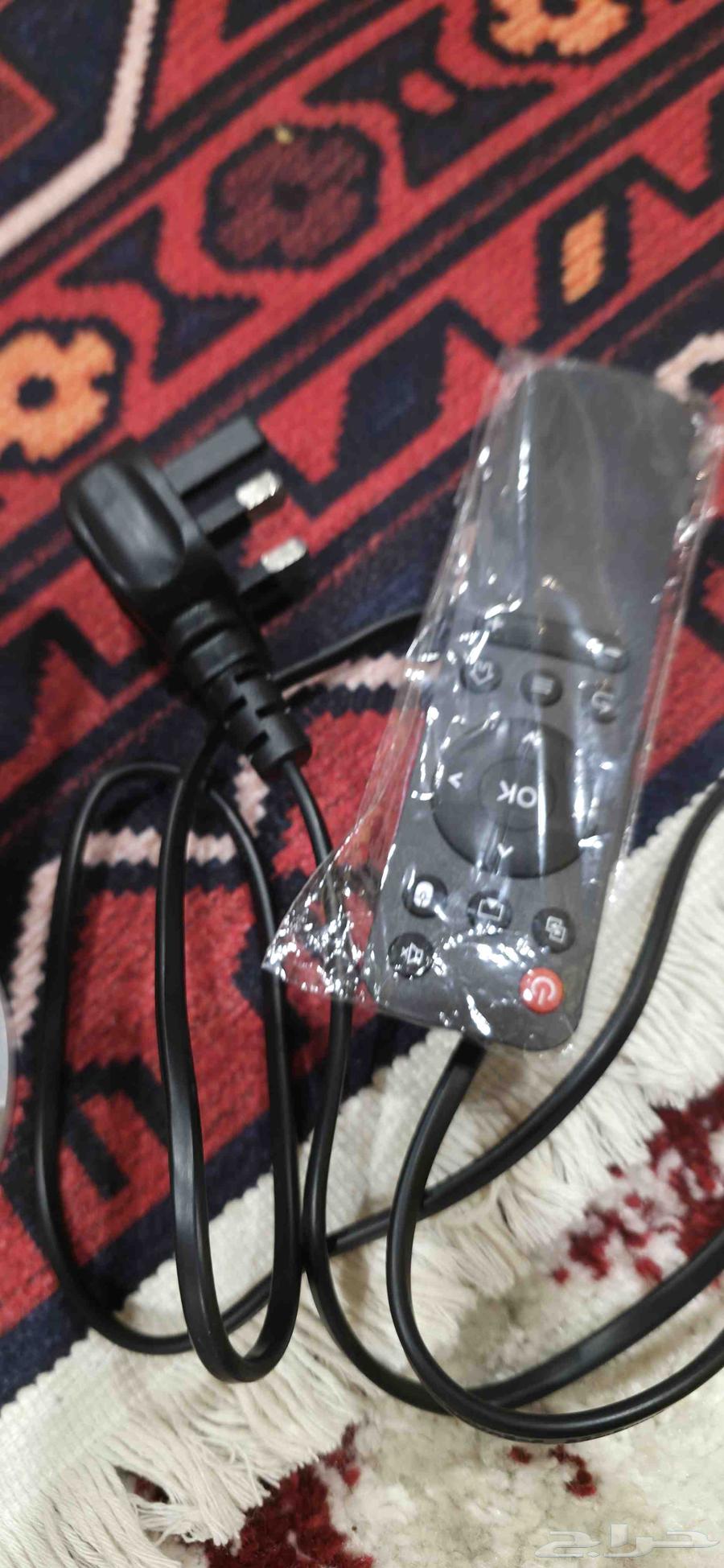 For sale small projector Android system63079415989377112