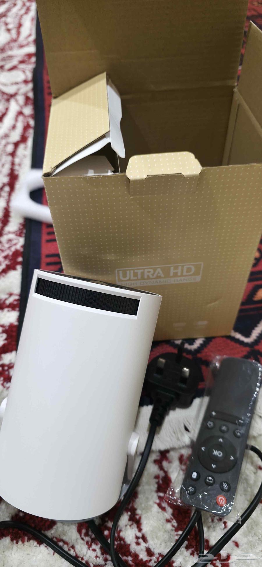 For sale small projector Android system630794159893771112