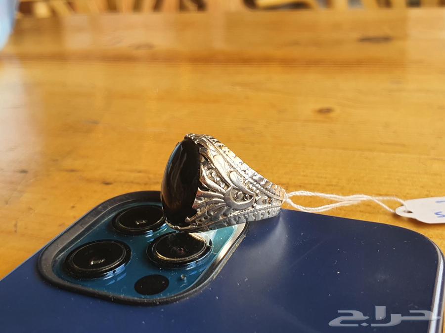 Black and honey agate rings63079752362883112