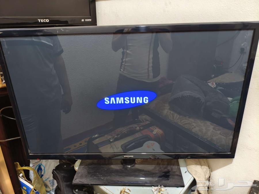 Samsung 43-inch display63080198456963111
