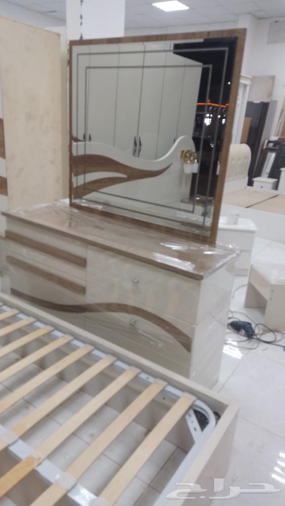 The bedroom is Chinese used, very very clean. For contact: WhatsApp or call630789613838101127