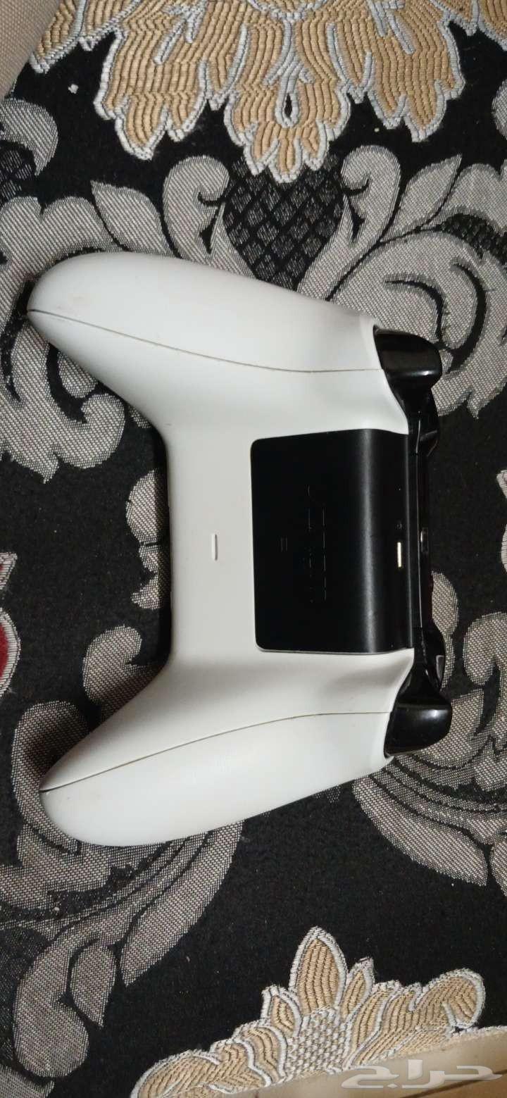 Xbox One controller, used and clean, 130 SAR630789454193941122