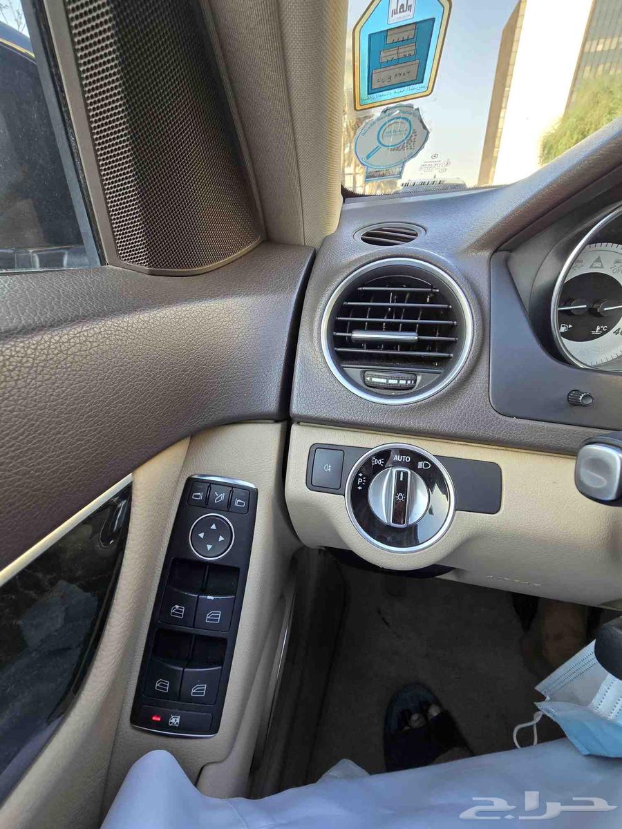 2013 Mercedes in agency condition63112559226114112