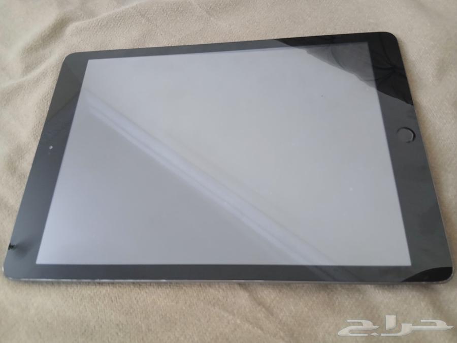For sale, used iPad for 1200 riyals only without charger and screen protector63077774818051111