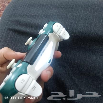 Sony's hand63076563207811112